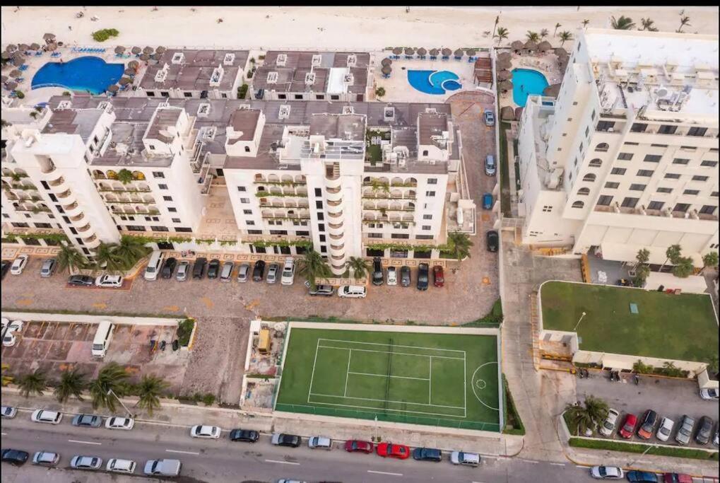 Amazing Beachfront Apartment Cancún Eksteriør bilde