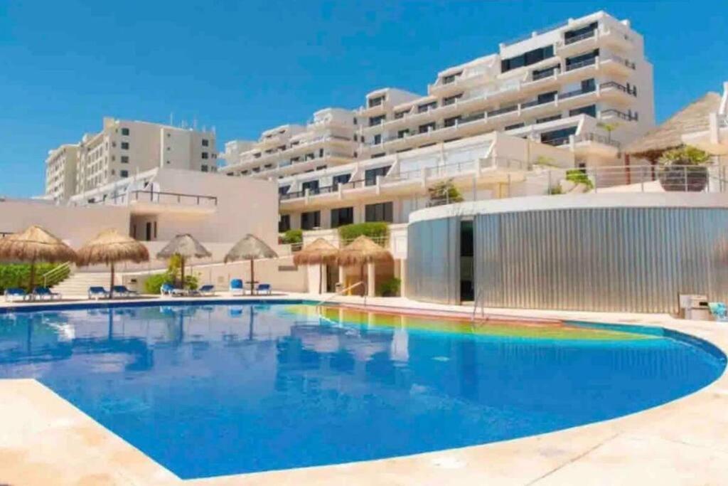 Amazing Beachfront Apartment Cancún Eksteriør bilde
