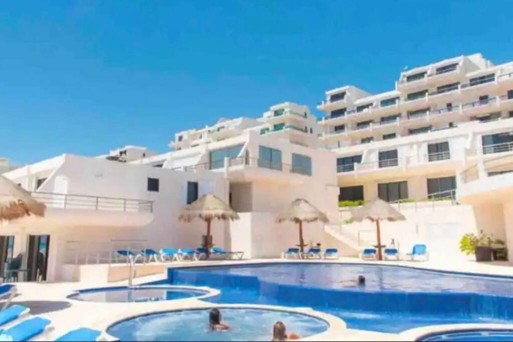 Amazing Beachfront Apartment Cancún Eksteriør bilde